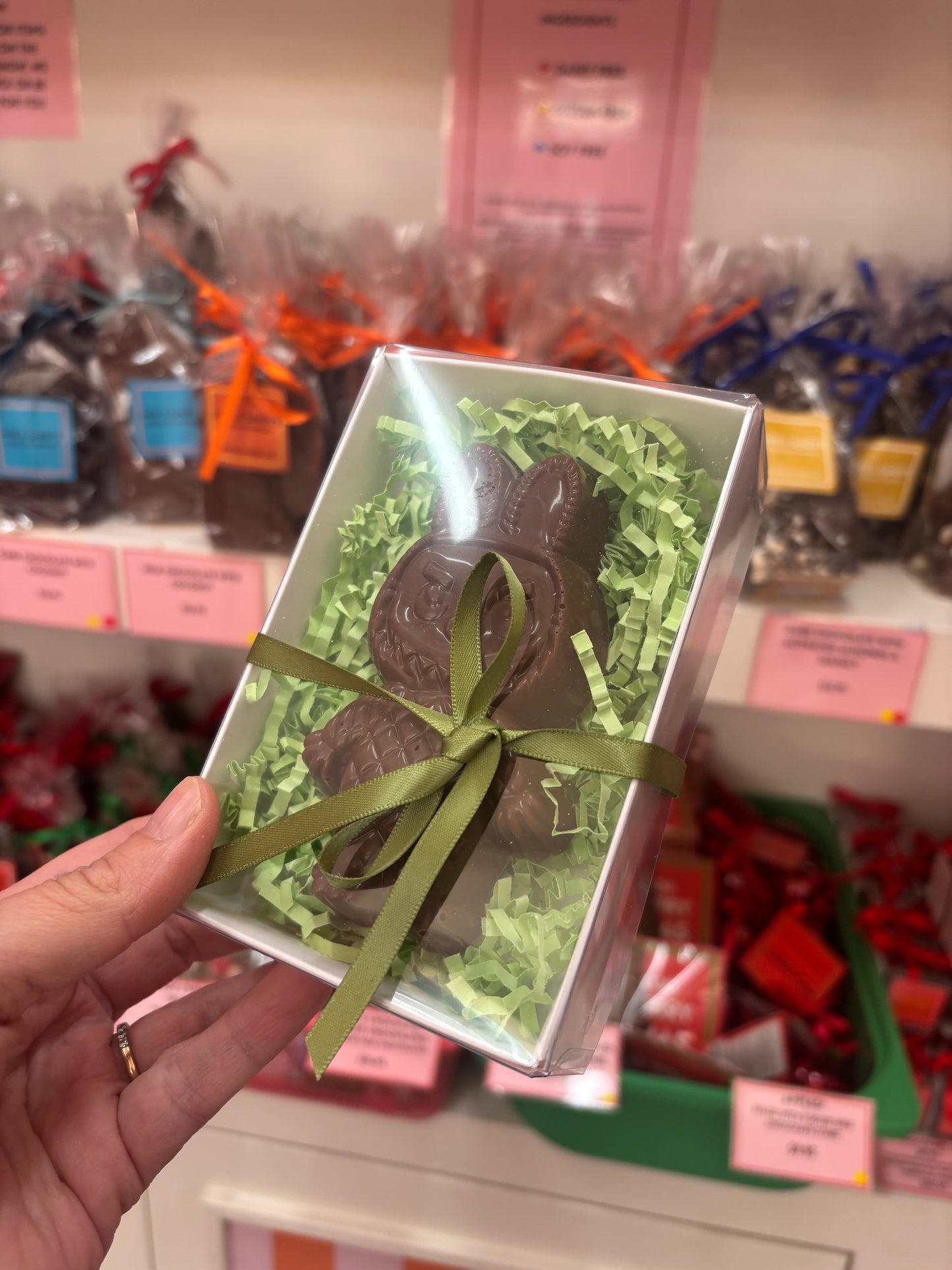 Large Labubu filled with Dubai (Pistachio Cream)