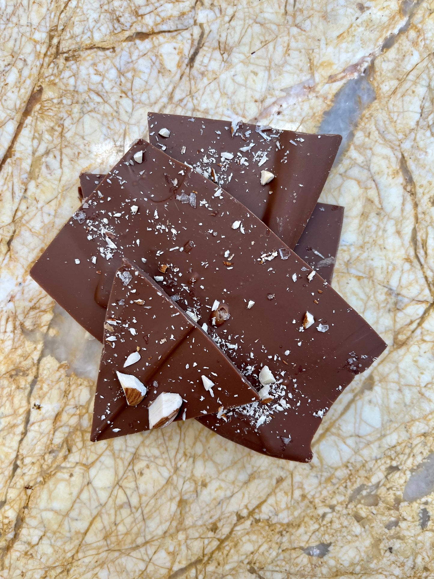 Milk Chocolate with Activated Almonds & Seasalt